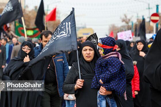 تشییع پیکر مطهر ۱۰ شهید گمنام در مشهد