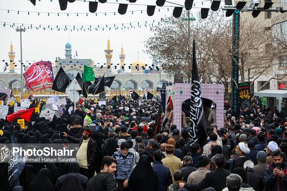 تشییع پیکر مطهر ۱۰ شهید گمنام در مشهد