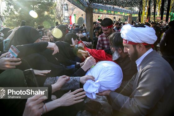 مراسم تشییع و تدفین شهید گمنام در دانشگاه فردوسی مشهد