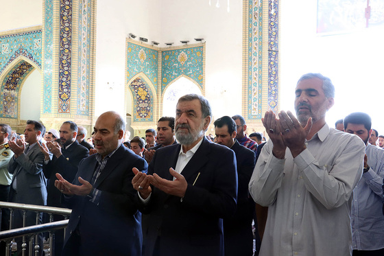 نماز عید فطر در حرم مطهر رضوی