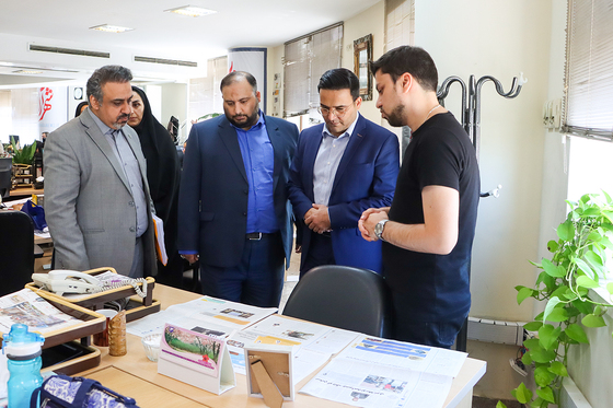بازدید معاونت خدمات شهری شهرداری مشهد از روزنامه شهرآرا