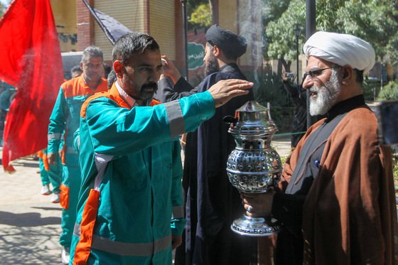 آئین مردمی بدرقه کاروان خادمان اربعین حسینی