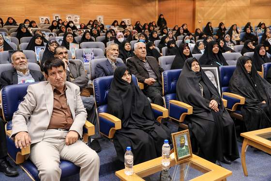 همایش خواهران خورشید