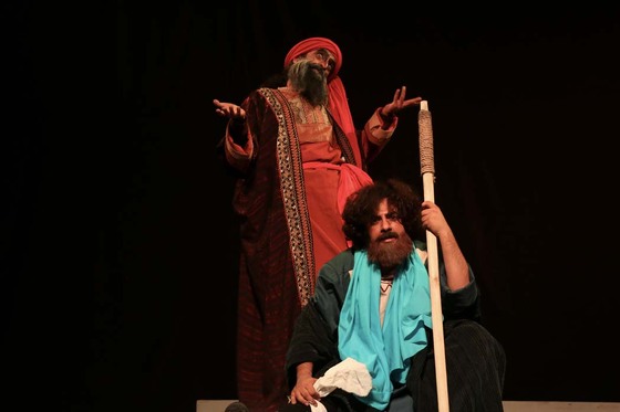 تئاتر آئینی «گرگ و میش»