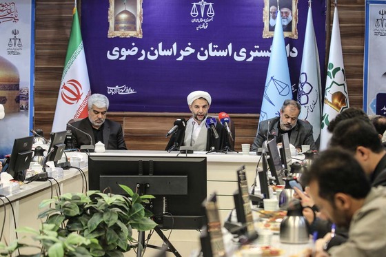 رونمایی از پوستر اولین همایش علمی- کاربردی حاشیه شهر مشهد
