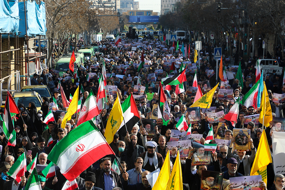  راهپیمایی مردم مشهد در محکومیت حمله تروریستی کرمان