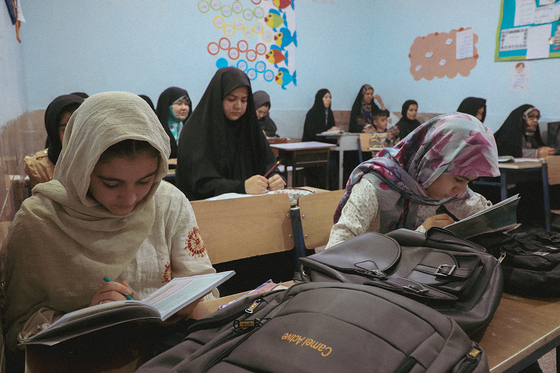 شوقِ دانش