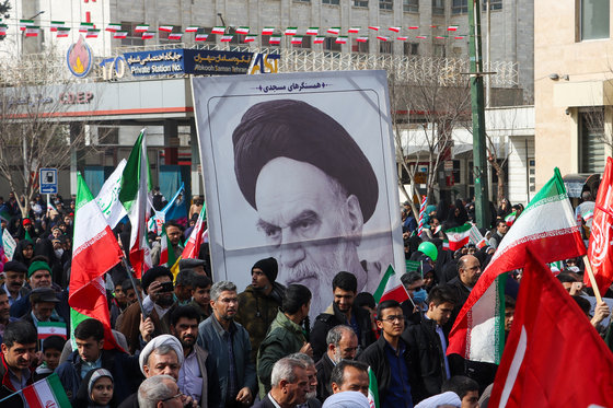 راهپیمایی 22 بهمن در مشهد - 2