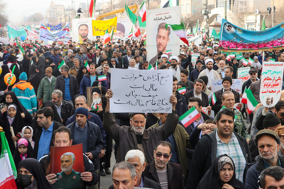 راهپیمایی 22 بهمن در مشهد - 2