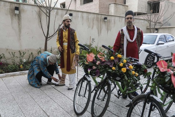 شادپیمایی گل در سطح محلات مشهد