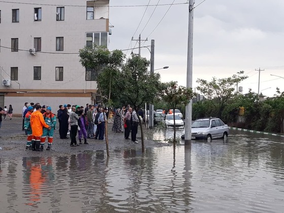 آب گرفتگی محله مشکینی و خیابان امام‌دوست قاسم‌آباد