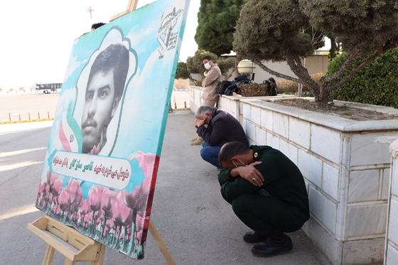 استقبال از پیکر مطهر ۱۶ شهید در مشهد