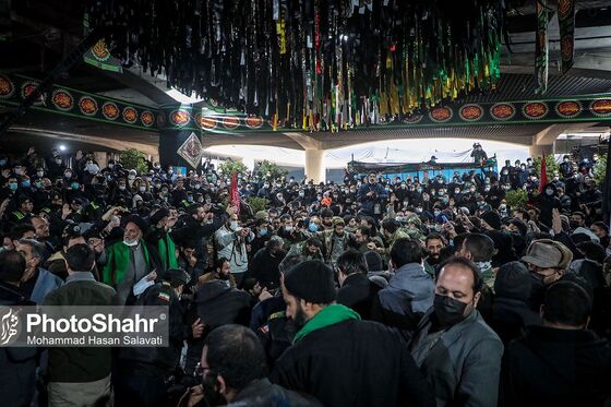 مراسم تدفین پیکر مطهر سه شهید گمنام در میدان شهدا مشهد