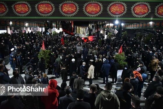 مراسم تدفین پیکر مطهر سه شهید گمنام در میدان شهدا مشهد