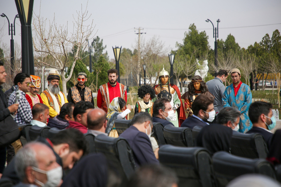 آیین رونمایی از یادمان «گذرسیاوش از آتش»