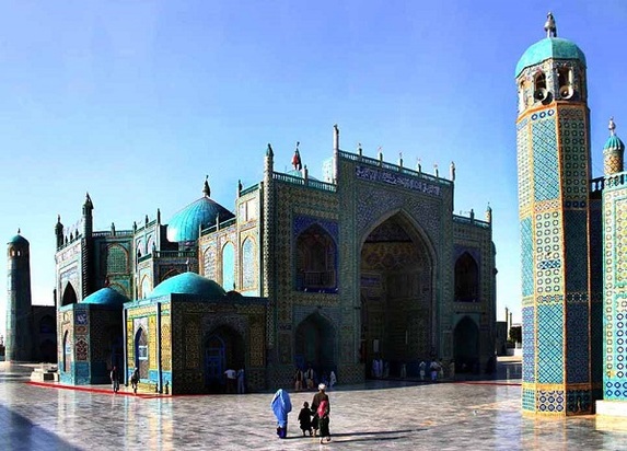 زیارت سخی در شهر مزارشریف